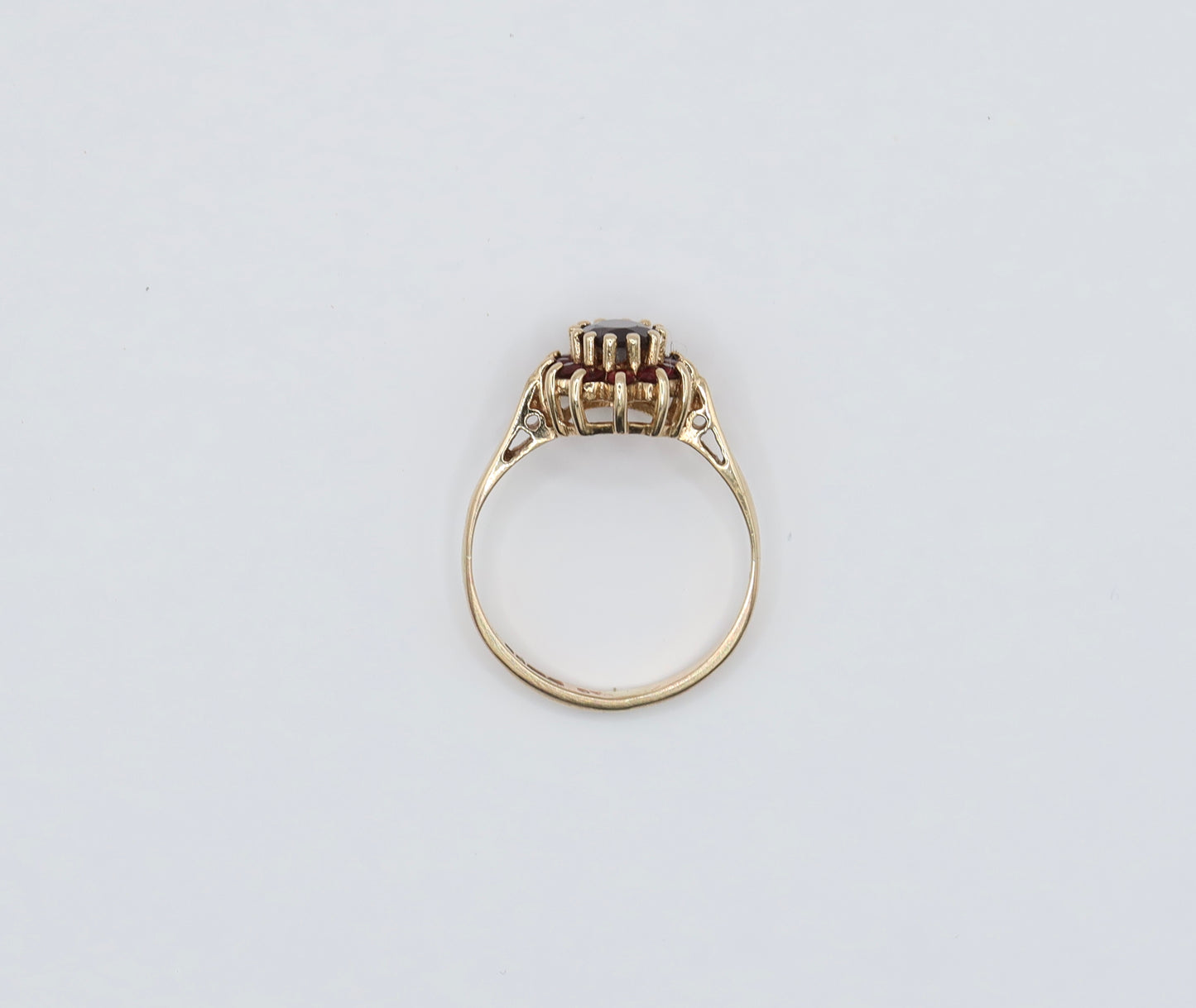 Rosemary | Granaat Bloem Ring