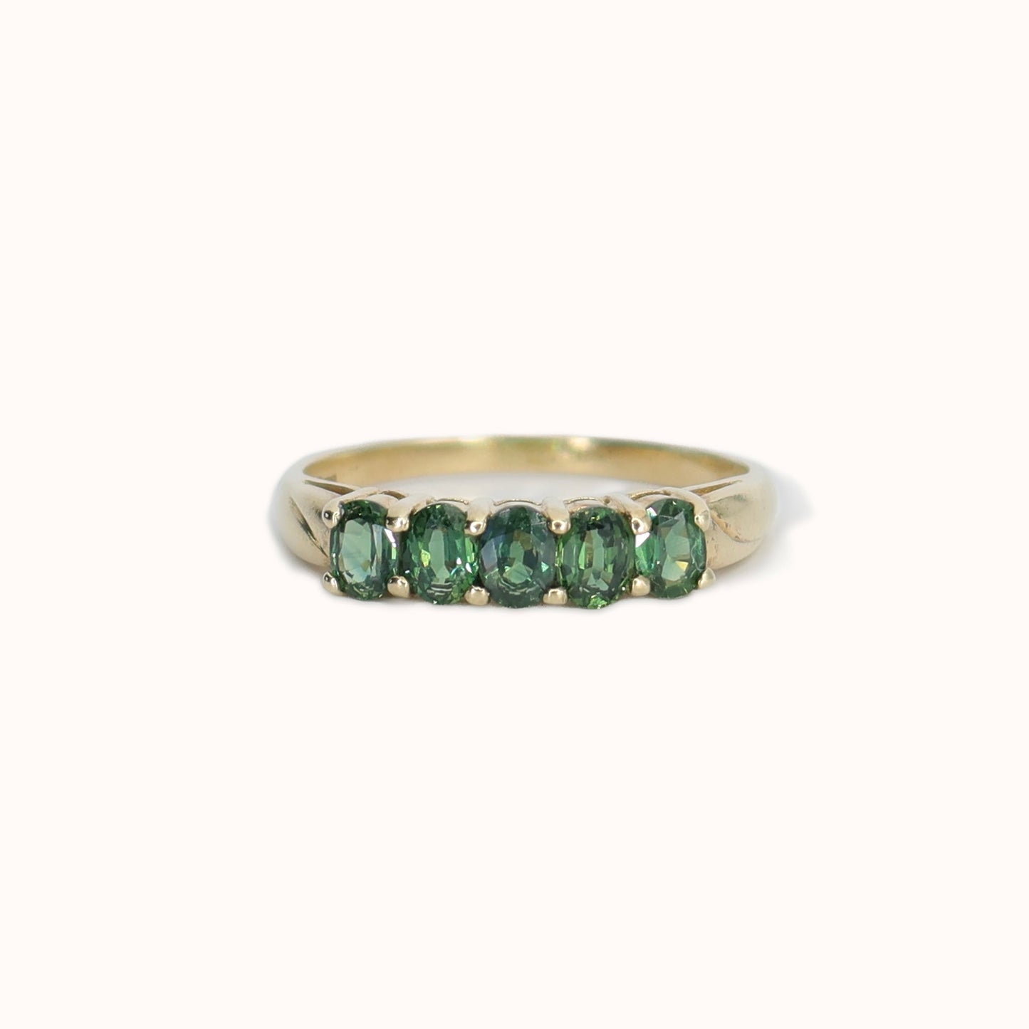 Lucy | Groene Saffier Rij Ring