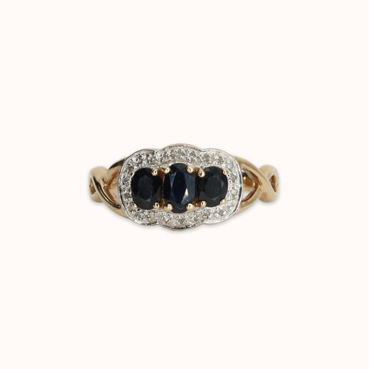 Olivia | Saffier & Diamant Trilogie Ring