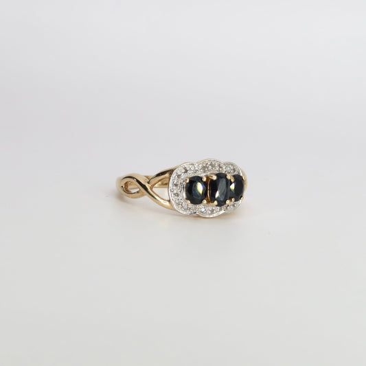 Olivia | Saffier & Diamant Trilogie Ring