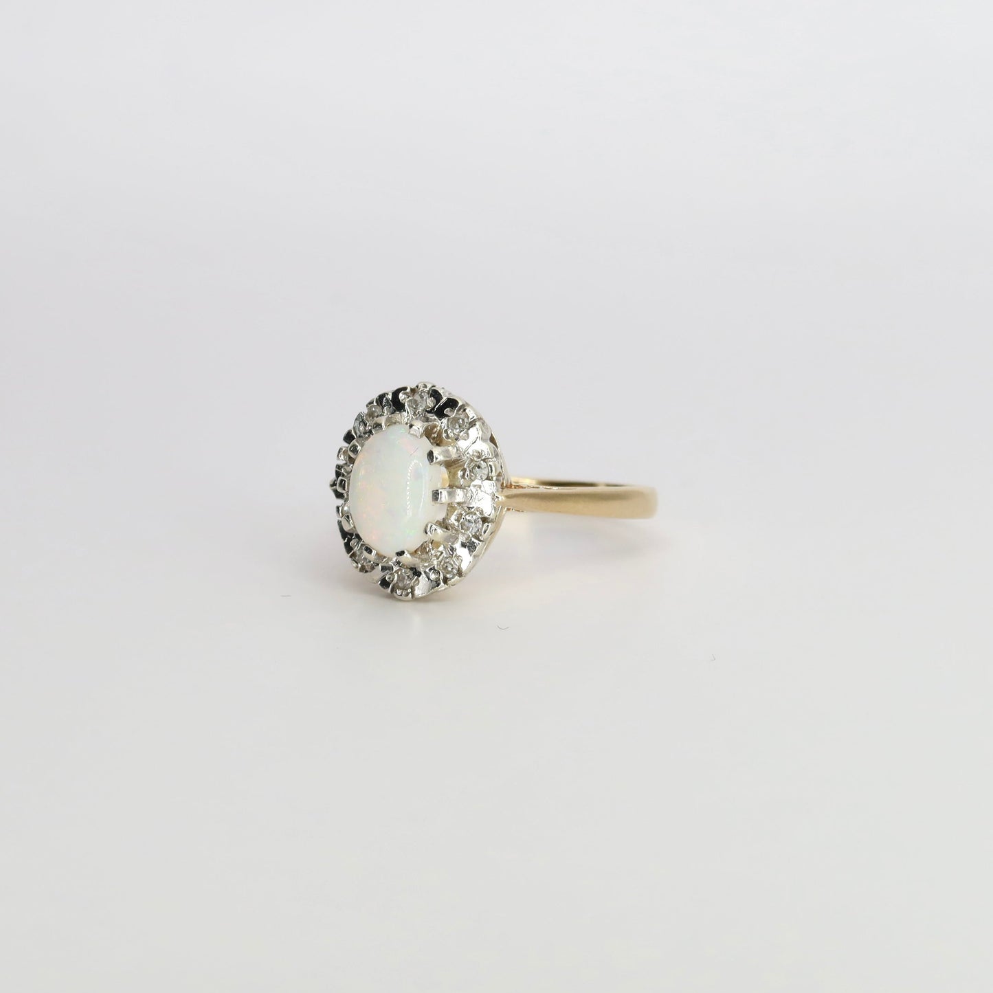 Holly | Opaal & Diamant Halo Ring