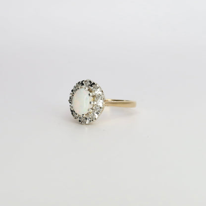 Holly | Opaal & Diamant Halo Ring