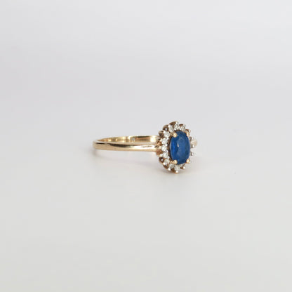Kae | Saffier & Diamant Halo Ring