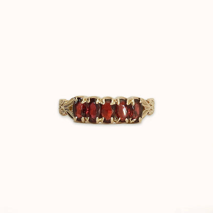 Scarlet | Granaat Rij Ring