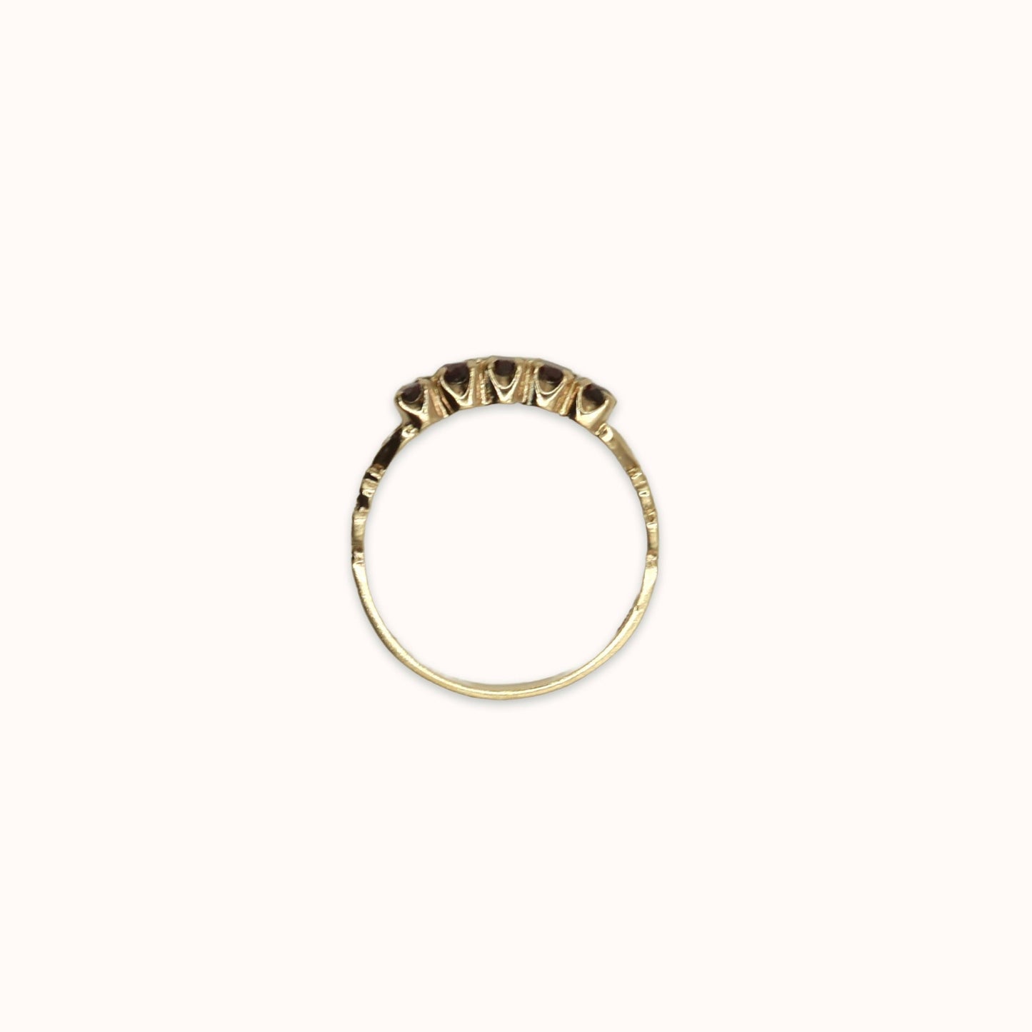 Scarlet | Granaat Rij Ring