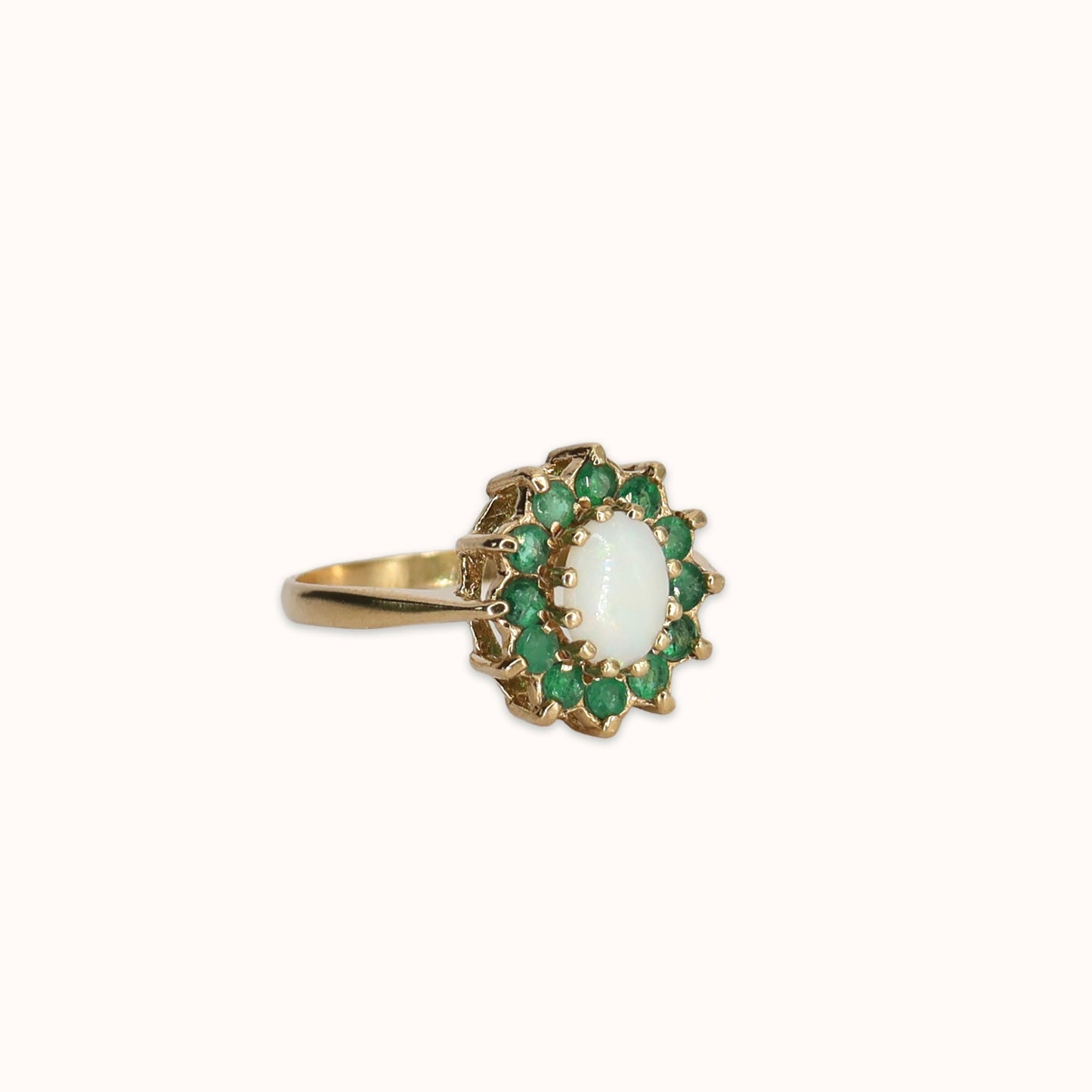 June | Smaragd Halo Ring
