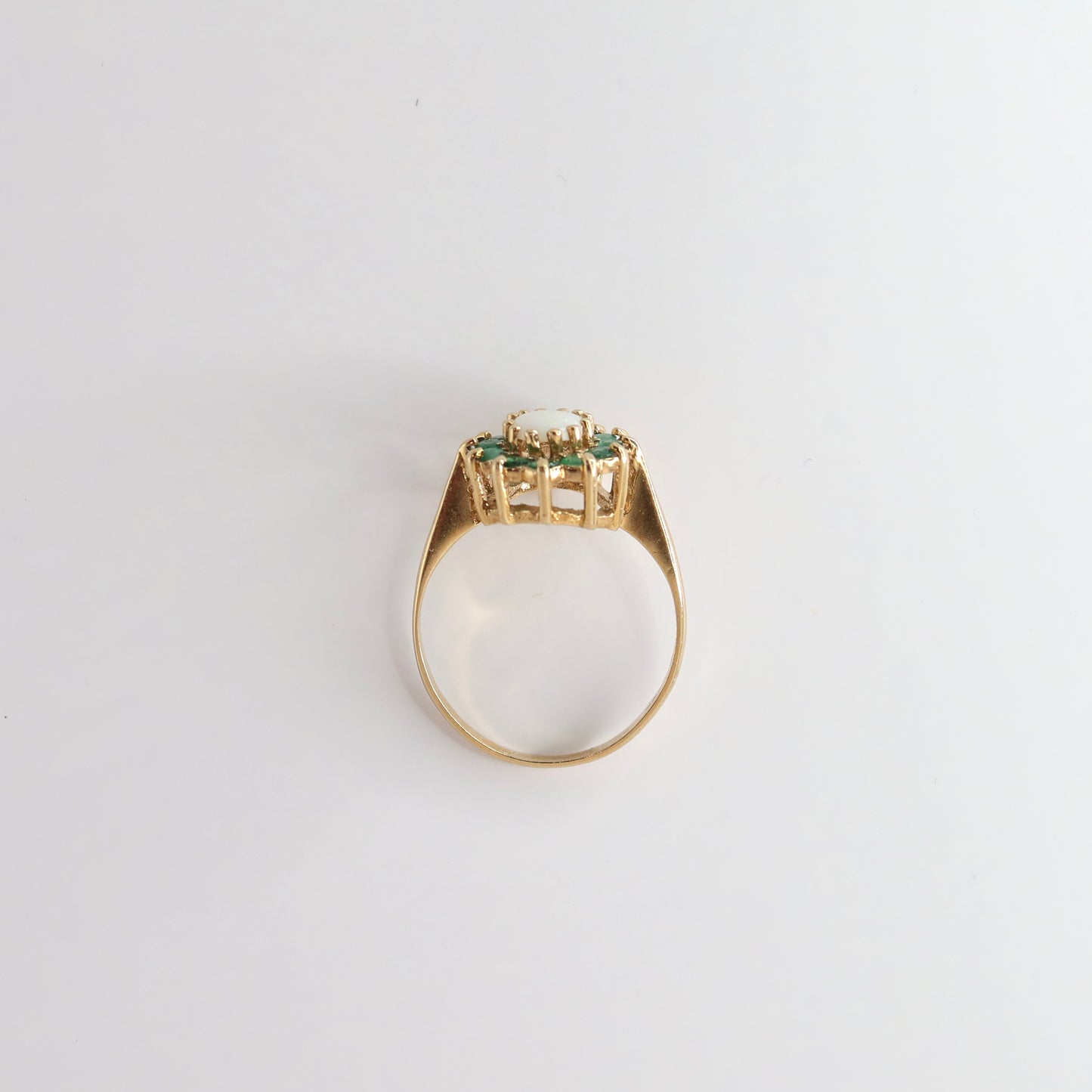 June | Smaragd Bloem Ring