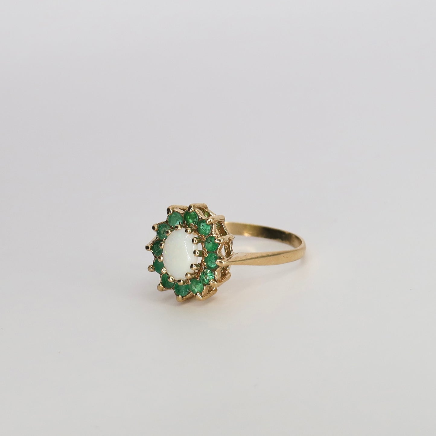 June | Smaragd Bloem Ring