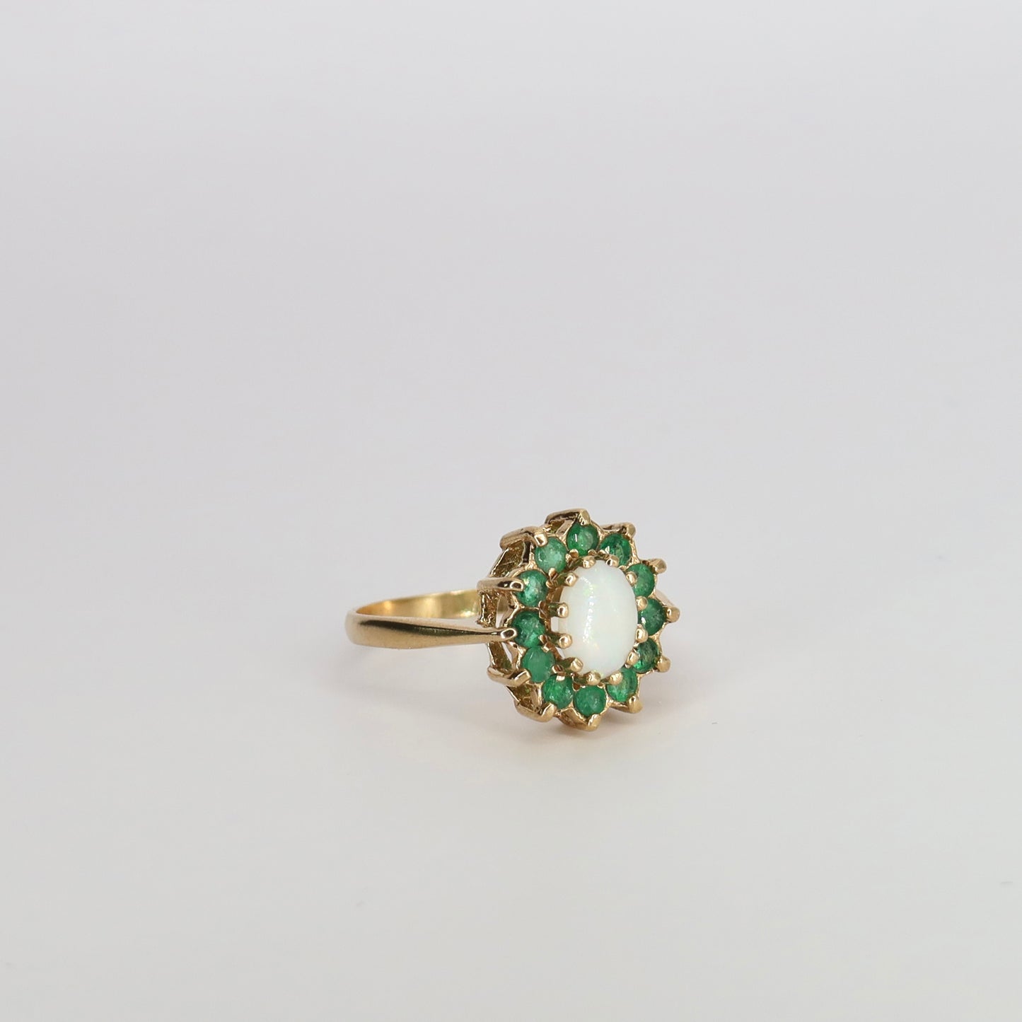 June | Smaragd Bloem Ring