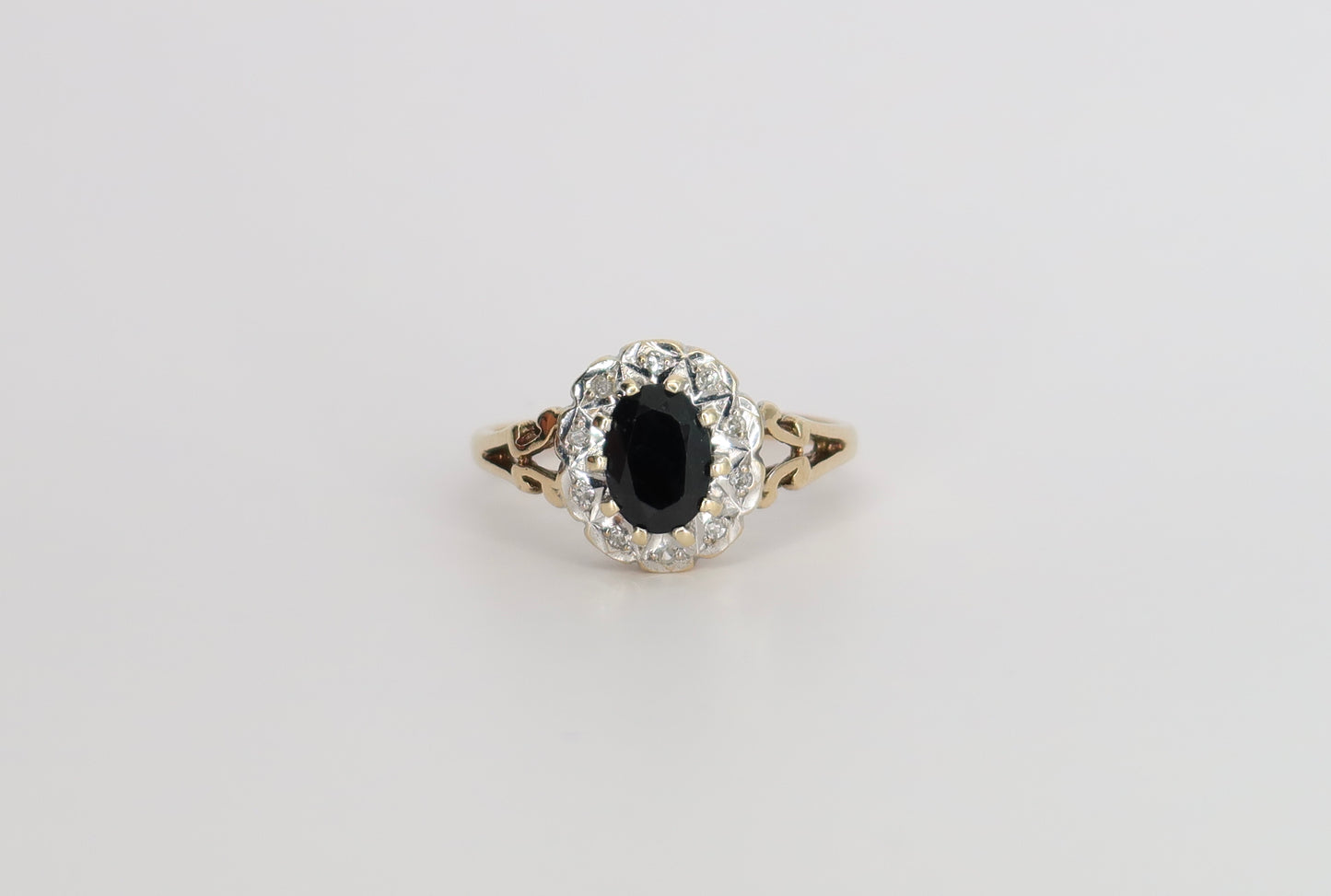 Kate | Saffier & Diamant Halo Ring