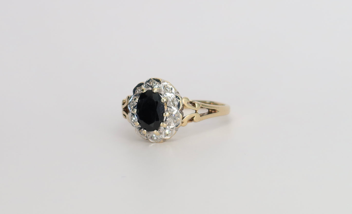 Kate | Saffier & Diamant Halo Ring