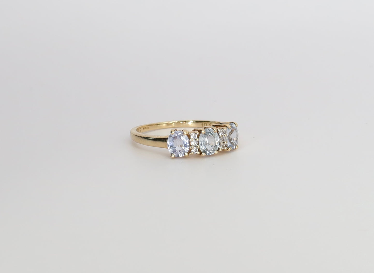 May | Aquamarijn Trilogie Ring