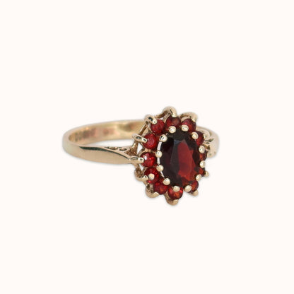 Rosemary | Granaat Bloem Ring