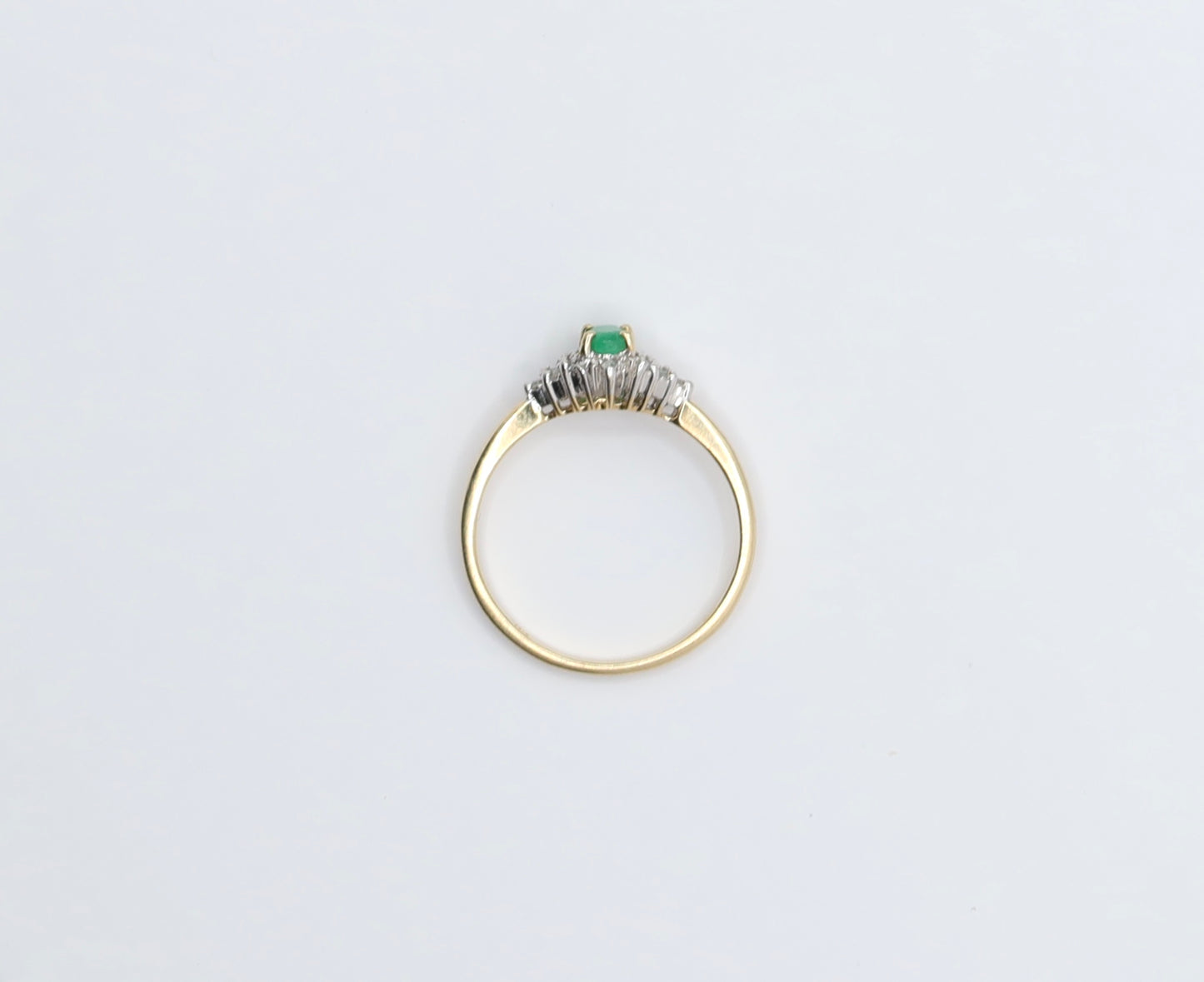 Victoria | Smaragd & Diamant Ring